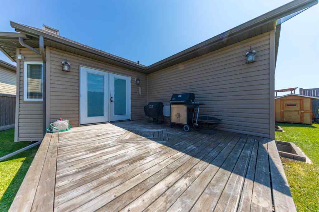 MLS® A2235968 - 4010 74 Avenue  in Parkview Estates Lloydminster, Residential