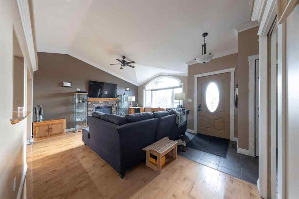 MLS® A2235968 - 4010 74 Avenue  in Parkview Estates Lloydminster, Residential