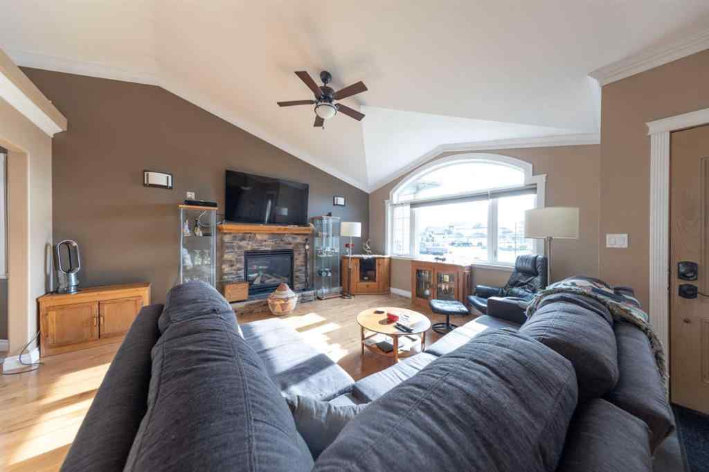 MLS® A2235968 - 4010 74 Avenue  in Parkview Estates Lloydminster, Residential