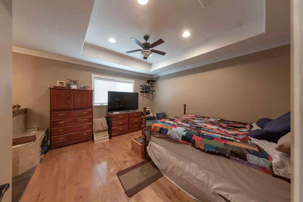 MLS® A2235968 - 4010 74 Avenue  in Parkview Estates Lloydminster, Residential