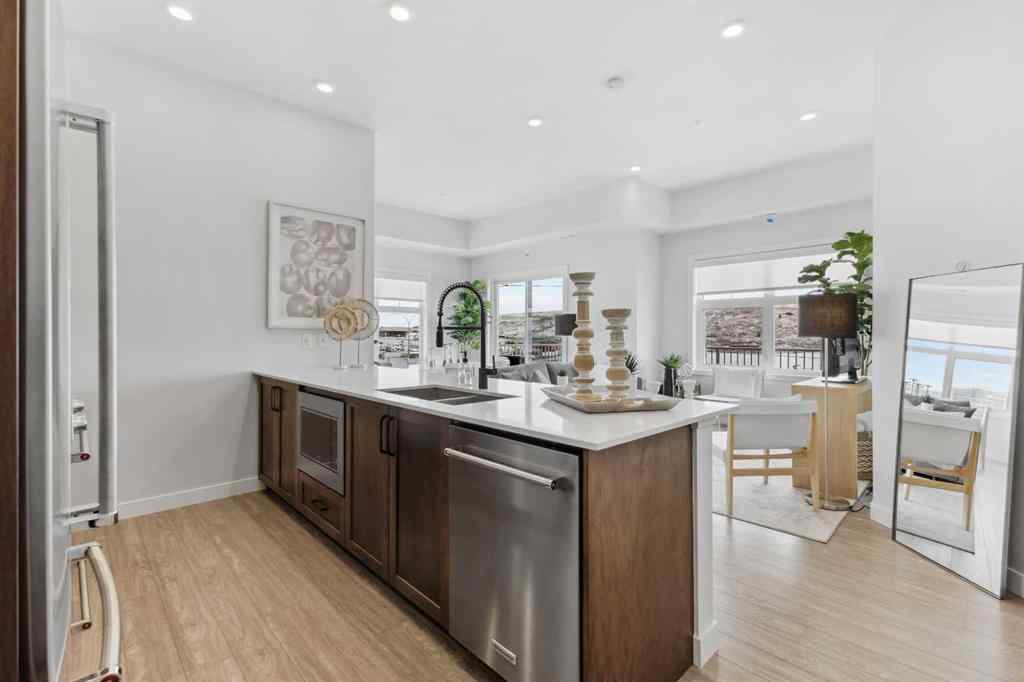 MLS® A2235982 - Unit #426 255 Les Jardins Park SE in Douglasdale/Glen Calgary, Residential