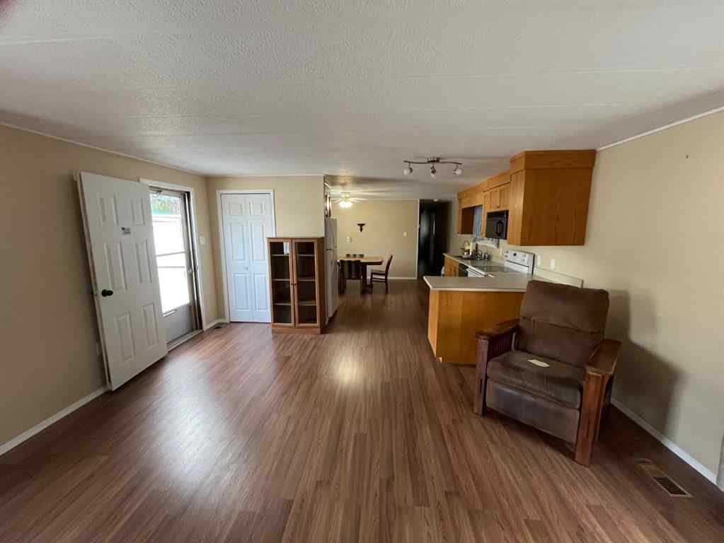 MLS® A2235989 - 616 Main Street  in NONE Milk River, Residential