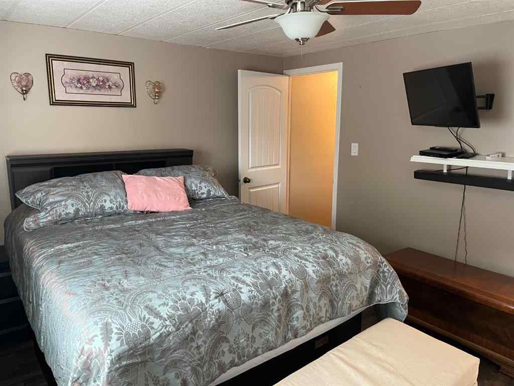 MLS® A2235989 - 616 Main Street  in NONE Milk River, Residential