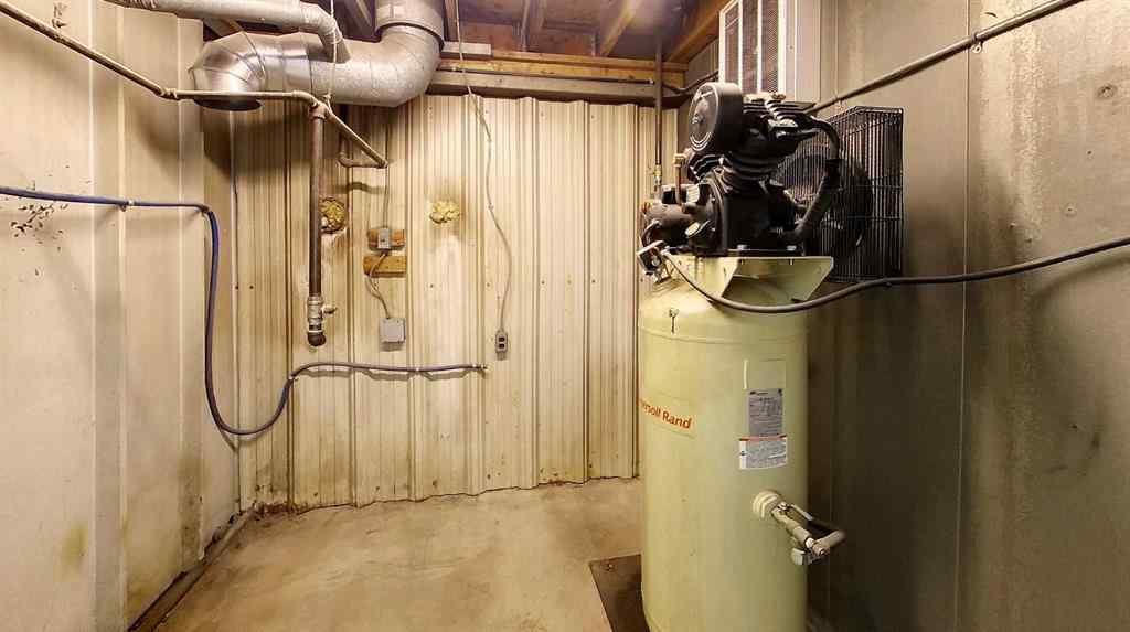 MLS® A2236021 - 308 56 Street  in NONE Edson, Commercial