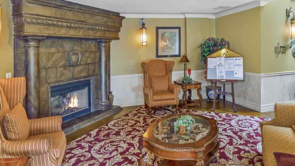MLS® A2236029 - Unit #703 1718 14 Avenue NW in Hounsfield Heights/Briar Hill Calgary, Residential