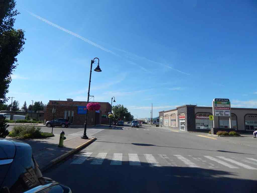 MLS® A2236036 - 837 E Centre Street  in NONE Carstairs, Commercial