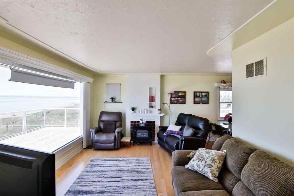MLS® A2236047 - 174068 Range Road 214   in Sunset Marks Rural Vulcan County, Residential