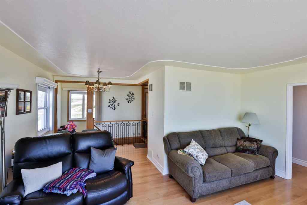 MLS® A2236047 - 174068 Range Road 214   in Sunset Marks Rural Vulcan County, Residential
