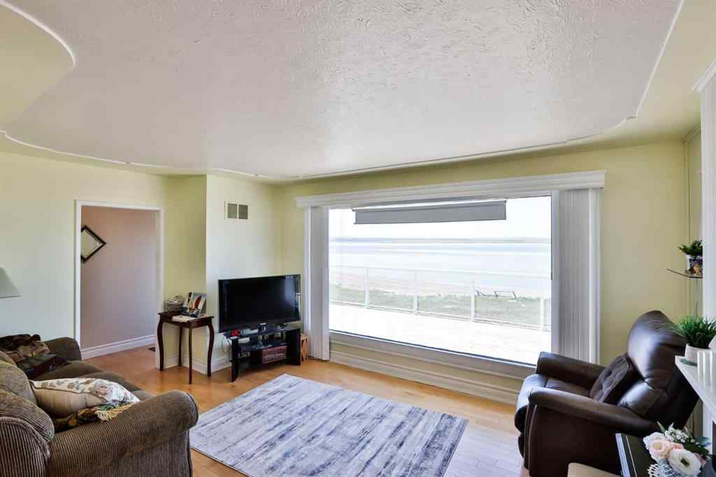 MLS® A2236047 - 174068 Range Road 214   in Sunset Marks Rural Vulcan County, Residential