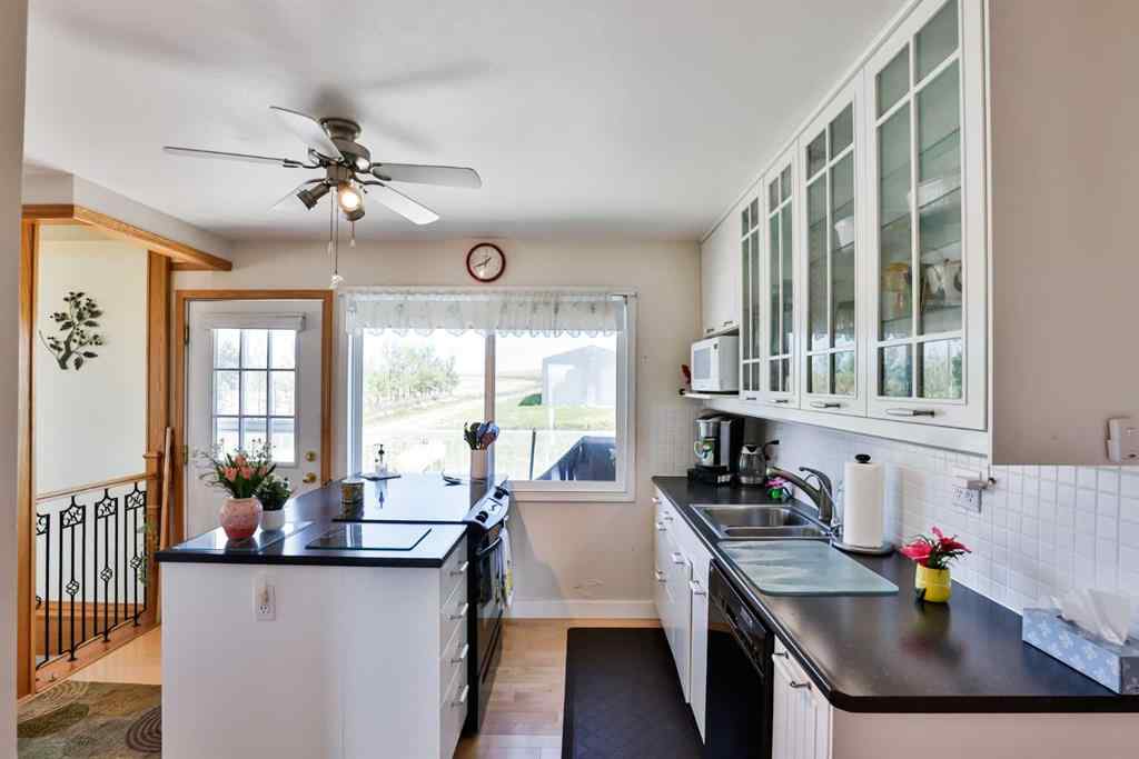 MLS® A2236047 - 174068 Range Road 214   in Sunset Marks Rural Vulcan County, Residential