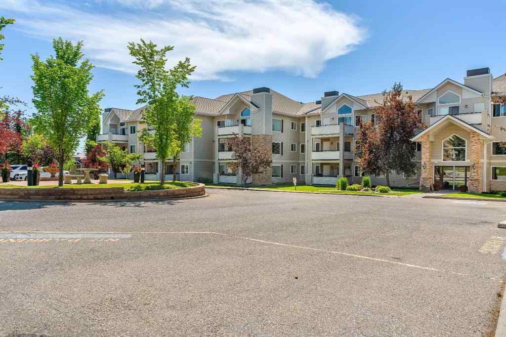 MLS® A2236057 - Unit #2107 7451 Springbank Boulevard SW in Springbank Hill Calgary, Residential