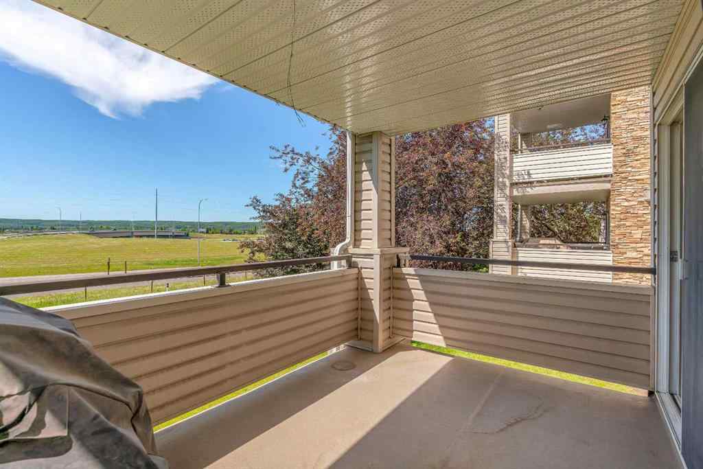 MLS® A2236057 - Unit #2107 7451 Springbank Boulevard SW in Springbank Hill Calgary, Residential