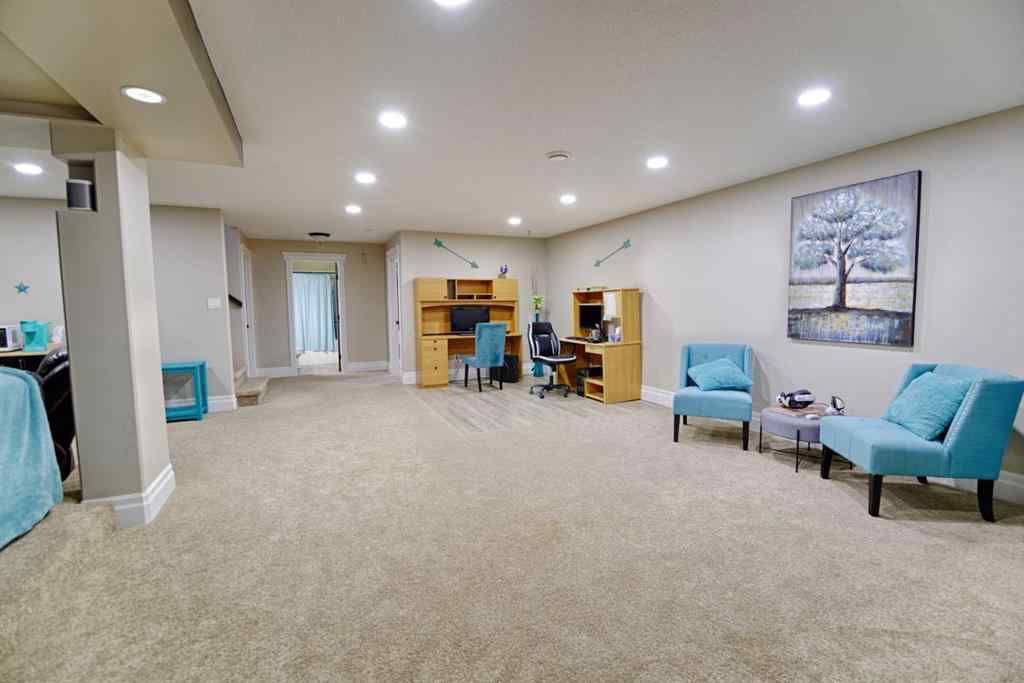 MLS® A2236066 - 521 12 Avenue W in NONE Barnwell, Residential