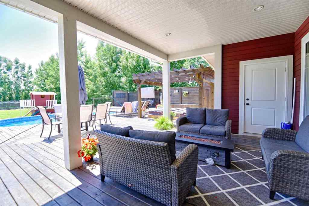 MLS® A2236066 - 521 12 Avenue W in NONE Barnwell, Residential