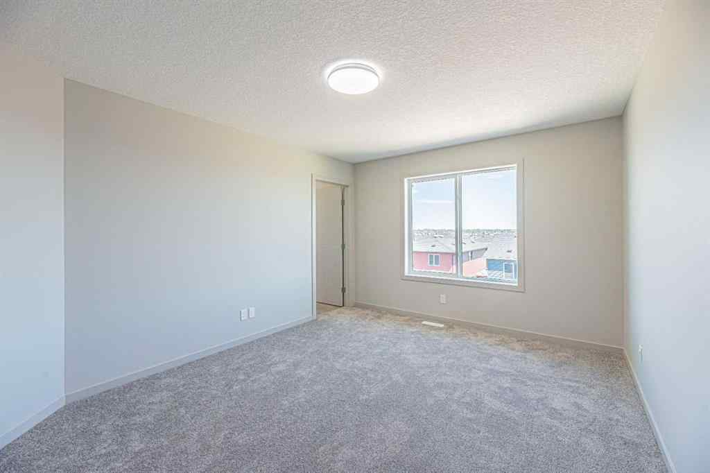 MLS® A2236067 - 914 Bayview Heights SW in Bayview Airdrie, Residential