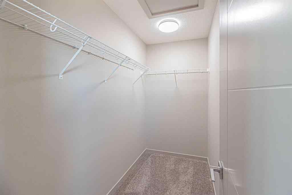MLS® A2236067 - 914 Bayview Heights SW in Bayview Airdrie, Residential