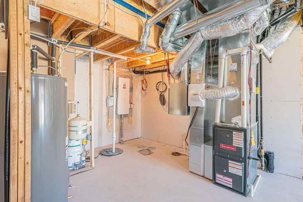 MLS® A2236067 - 914 Bayview Heights SW in Bayview Airdrie, Residential