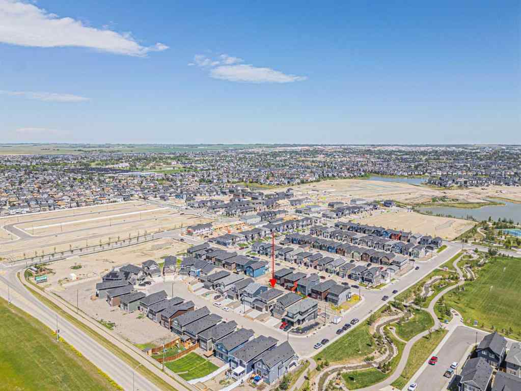 MLS® A2236067 - 914 Bayview Heights SW in Bayview Airdrie, Residential