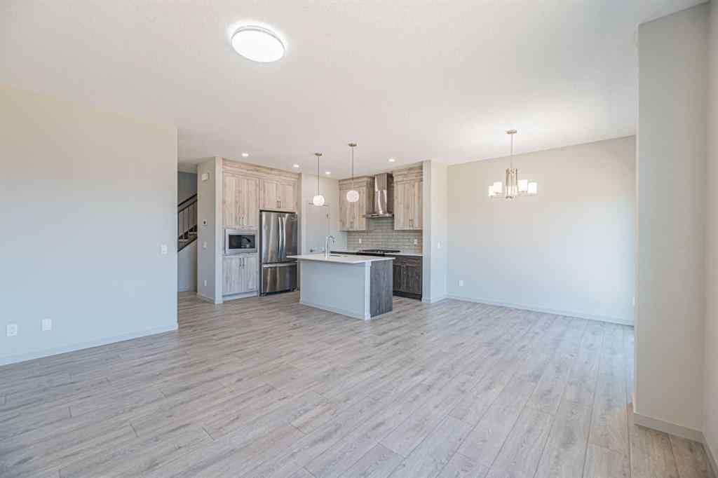 MLS® A2236067 - 914 Bayview Heights SW in Bayview Airdrie, Residential