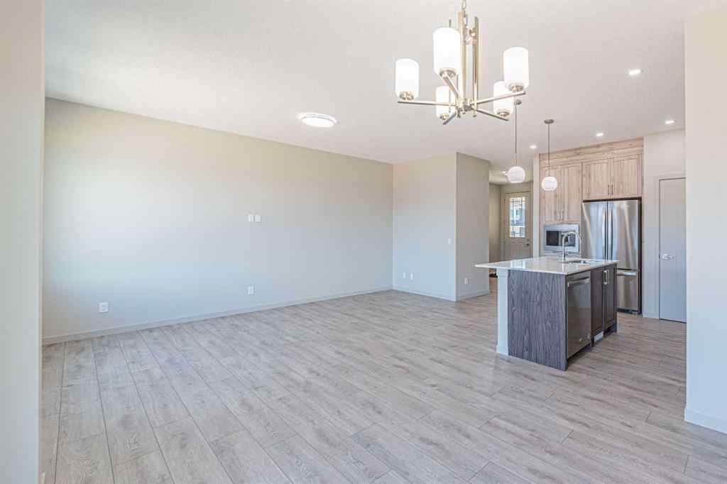 MLS® A2236067 - 914 Bayview Heights SW in Bayview Airdrie, Residential