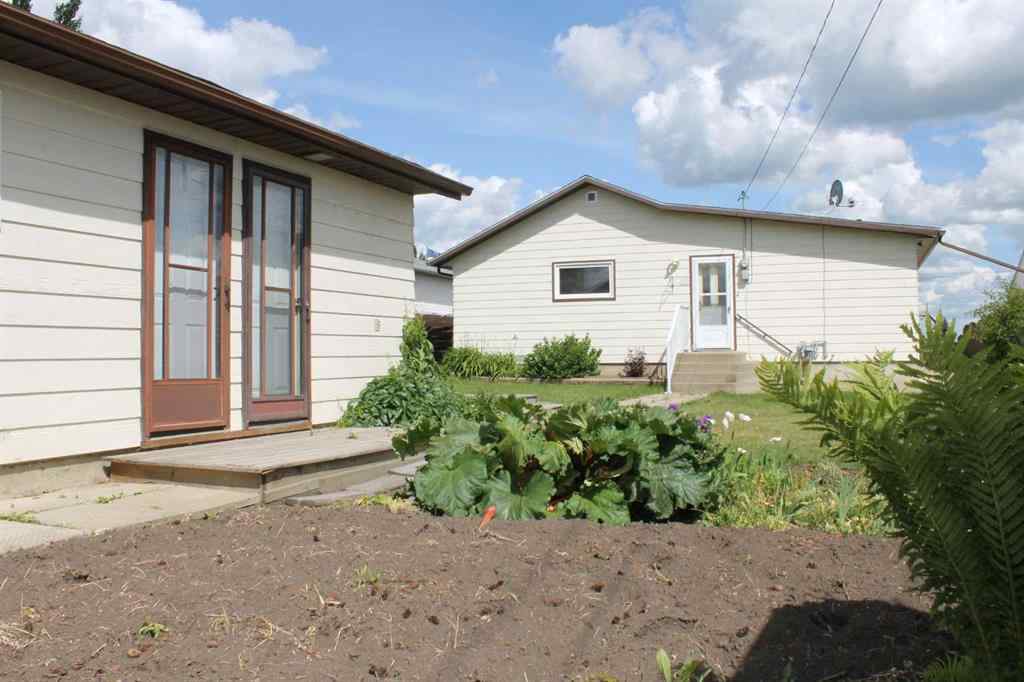 MLS® A2236071 - 10308 106 Street  in NONE Fairview, Residential