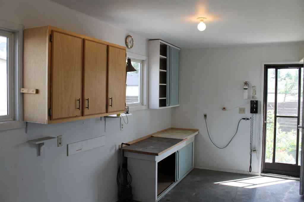MLS® A2236071 - 10308 106 Street  in NONE Fairview, Residential