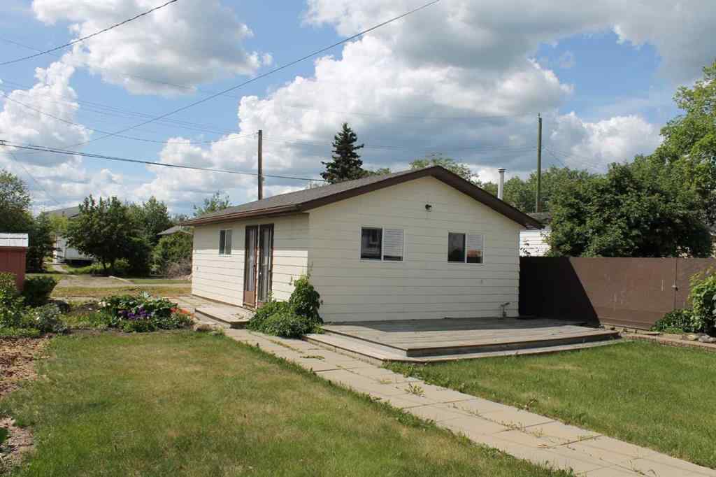 MLS® A2236071 - 10308 106 Street  in NONE Fairview, Residential