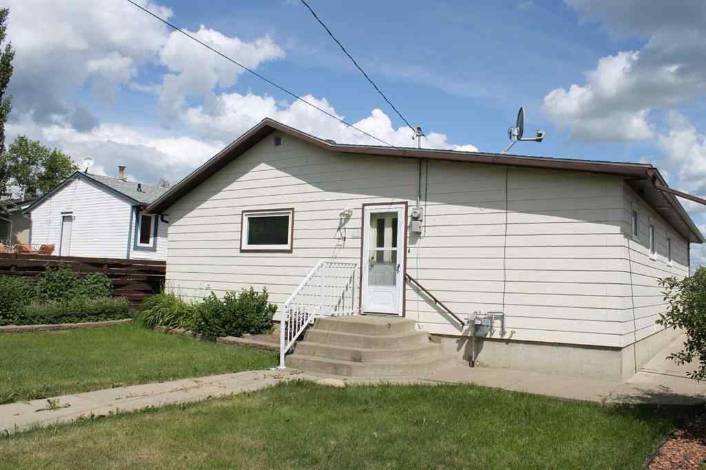 MLS® A2236071 - 10308 106 Street  in NONE Fairview, Residential