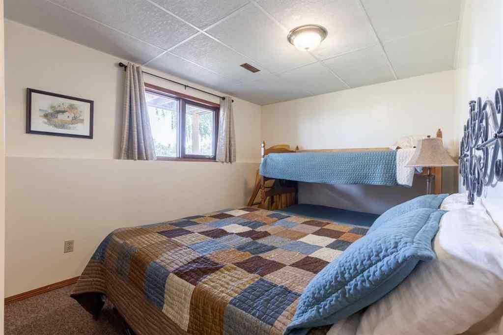 MLS® A2236076 - 45 Mountainview Crescent  in NONE Claresholm, Residential