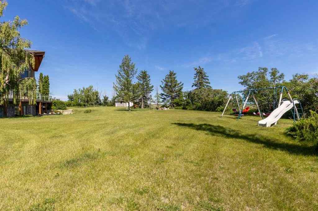MLS® A2236076 - 45 Mountainview Crescent  in NONE Claresholm, Residential
