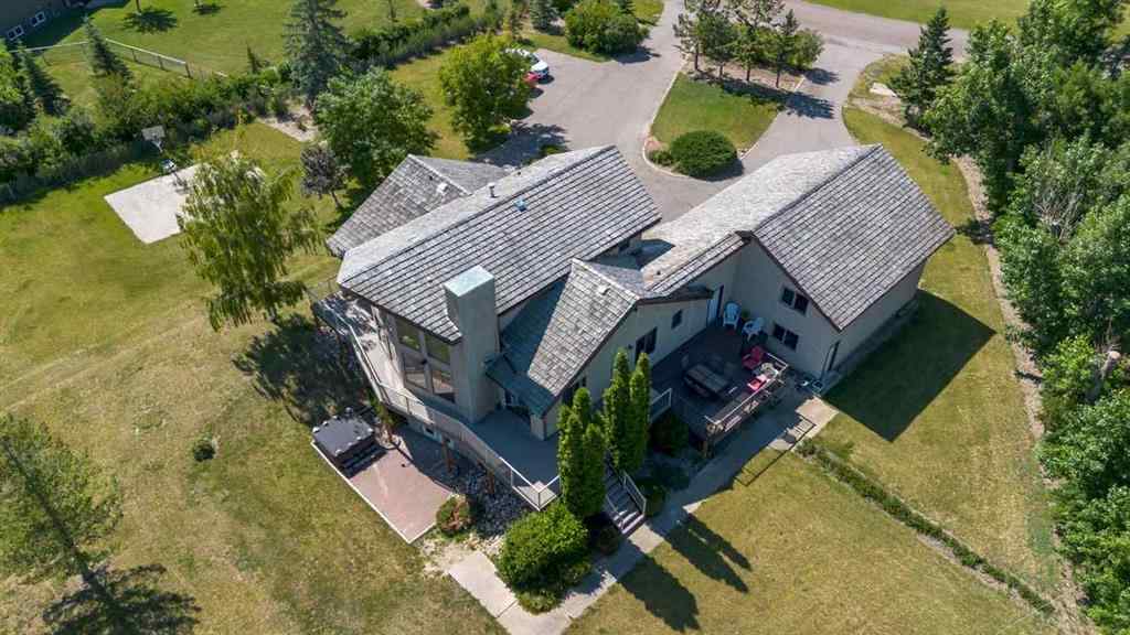 MLS® A2236076 - 45 Mountainview Crescent  in NONE Claresholm, Residential