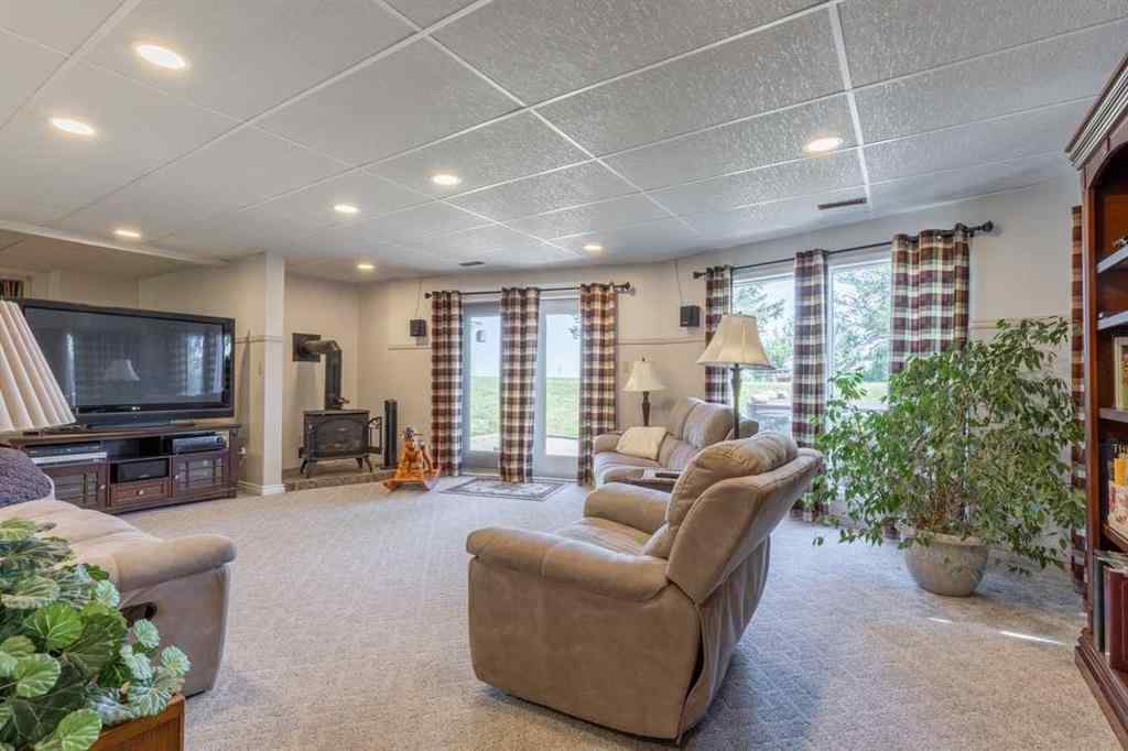 MLS® A2236076 - 45 Mountainview Crescent  in NONE Claresholm, Residential