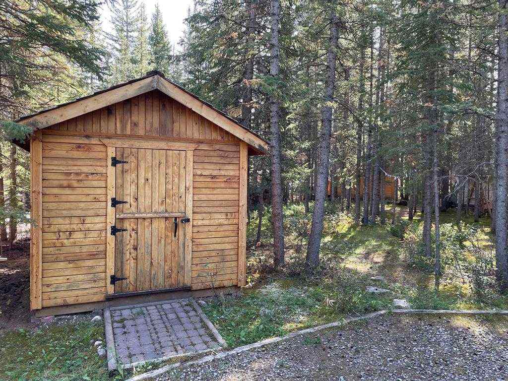 MLS® A2236098 - Unit #111 & 112 200 4 Avenue SW in NONE Sundre, Land