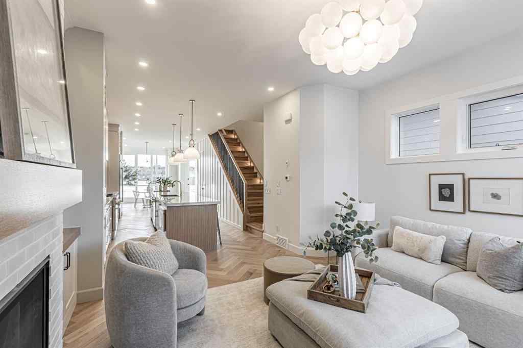 MLS® A2236126 - 533 35A Street NW in Parkdale Calgary, Residential