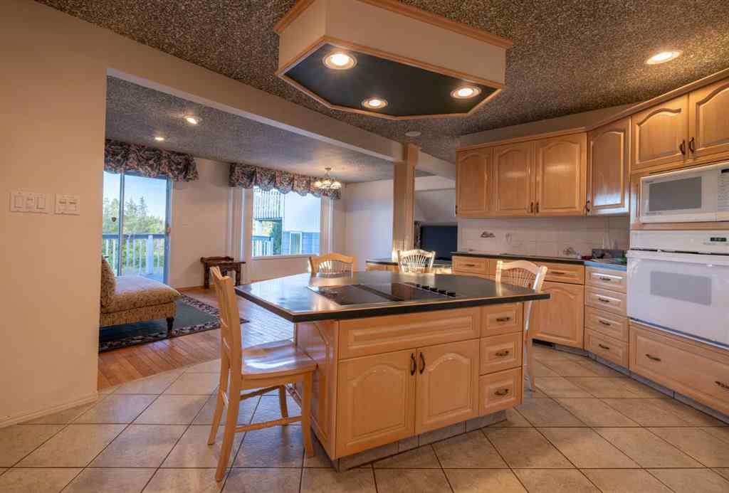 MLS® A2236129 - 83246 Range Road 211   in Northern Sunrise County Rural Northern Sunrise County, Residential