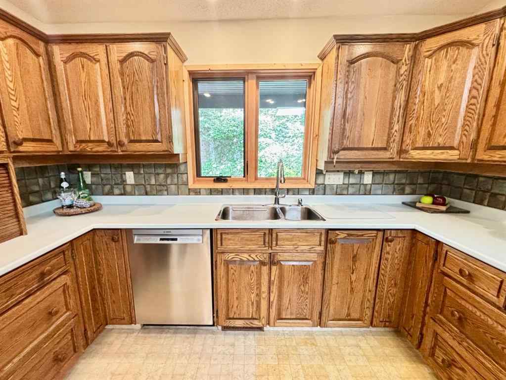 MLS® A2236137 - 125 Elk Valley Crescent  in Elk Valley Bragg Creek, Residential