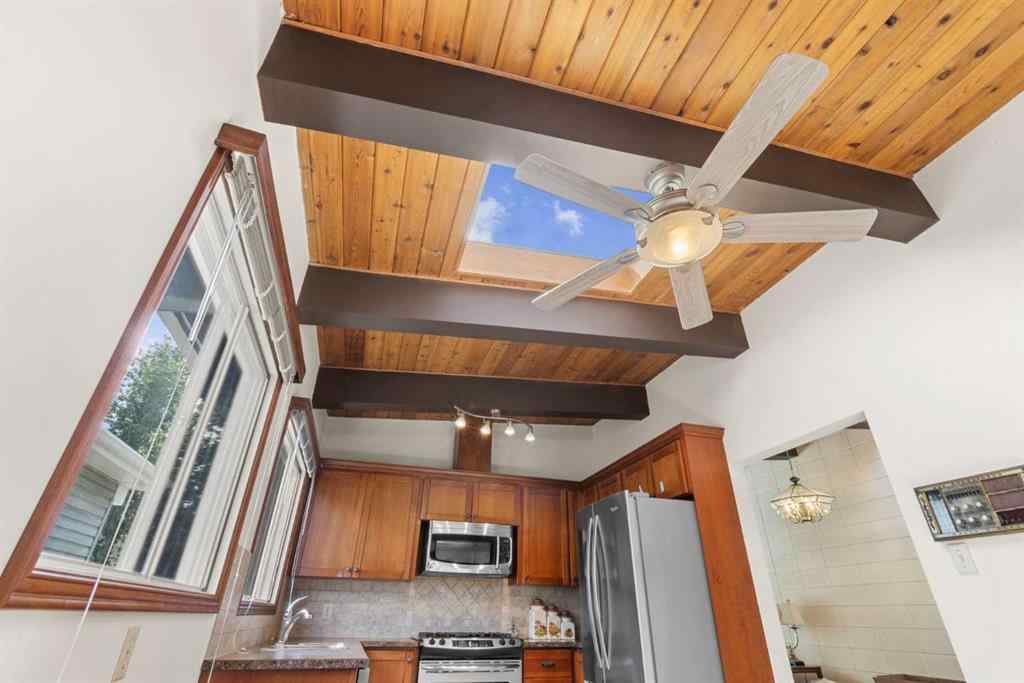 MLS® A2236146 - 612 56 Avenue SW in Windsor Park Calgary, Residential
