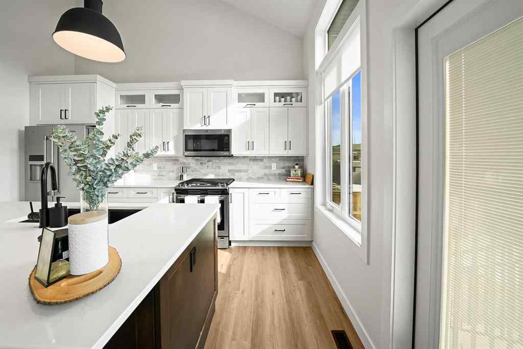 MLS® A2236150 - 37 Arrowwood Close  in Aspen Lake Blackfalds, Residential