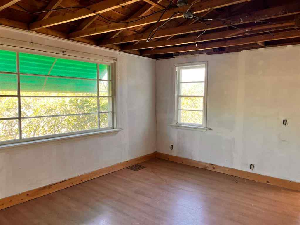 MLS® A2236173 - 201 4th Avenue E in NONE Bow Island, Residential
