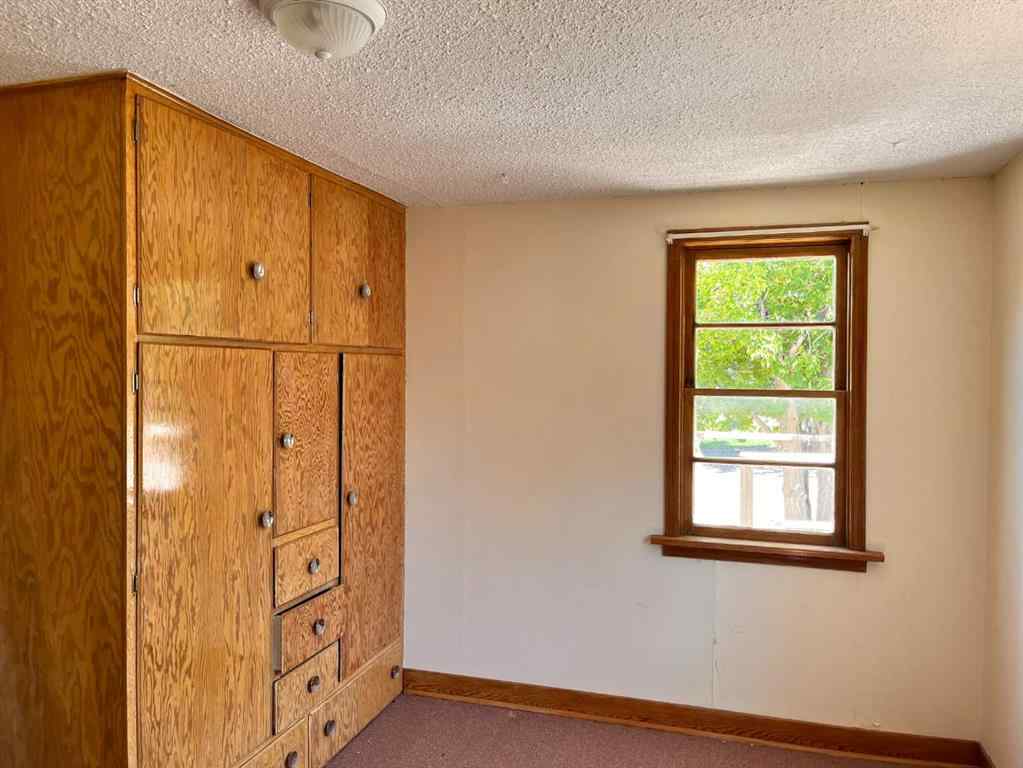 MLS® A2236173 - 201 4th Avenue E in NONE Bow Island, Residential