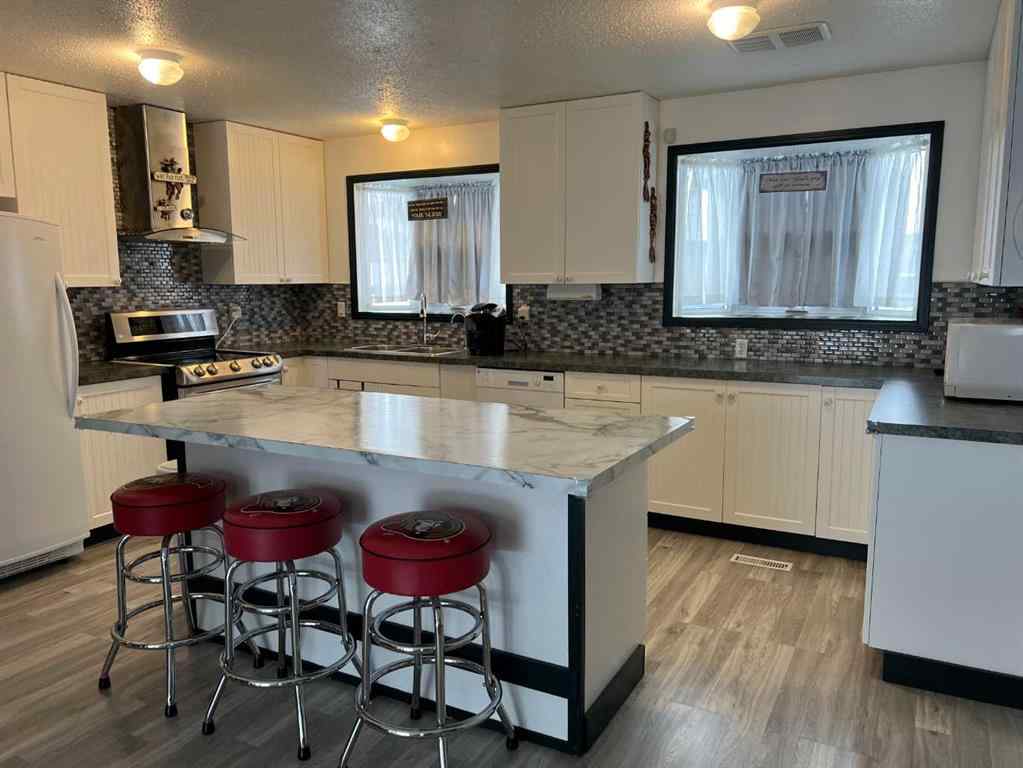 MLS® A2236174 - 407 7 ave   in NONE Fox Creek, Residential