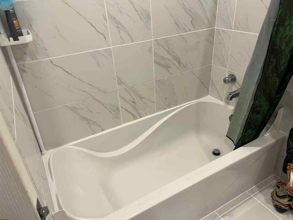 MLS® A2236174 - 407 7 ave   in NONE Fox Creek, Residential
