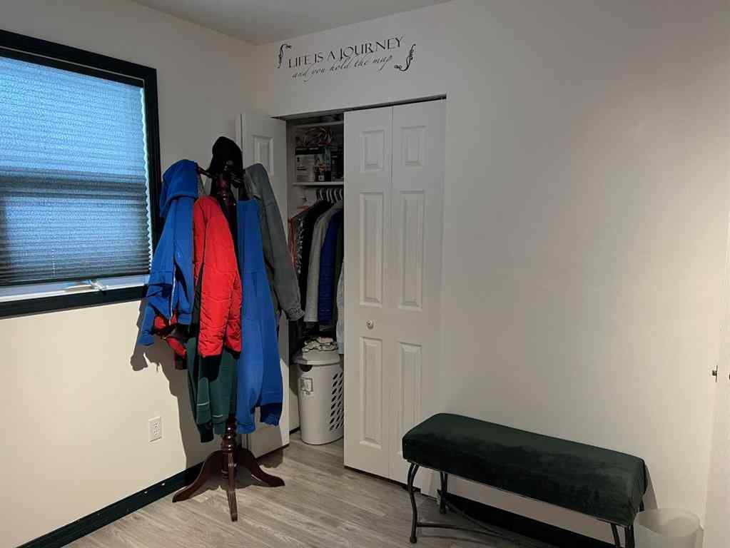 MLS® A2236174 - 407 7 ave   in NONE Fox Creek, Residential
