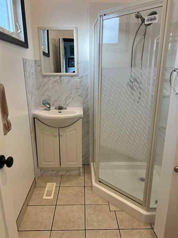 MLS® A2236174 - 407 7 ave   in NONE Fox Creek, Residential