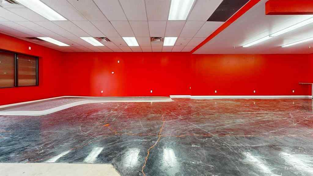 MLS® A2236177 - 1702 Mayor Magrath Drive S in Agnes Davidson Lethbridge, Commercial