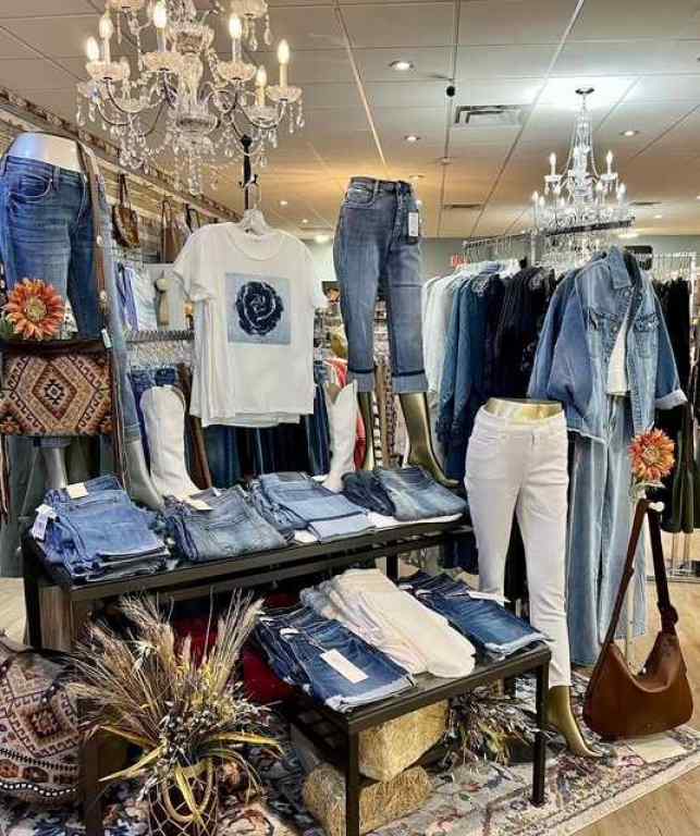 MLS® A2236206 - 1814 20th Street  in NONE Didsbury, Commercial