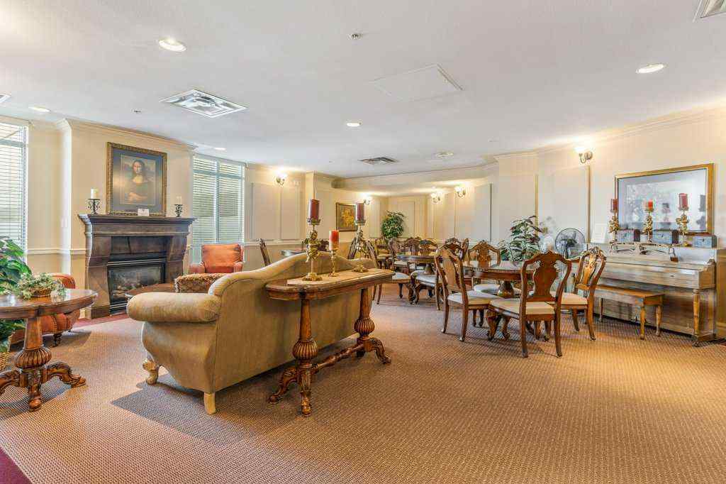 MLS® A2236219 - Unit #408 1726 14 Avenue NW in Hounsfield Heights/Briar Hill Calgary, Residential