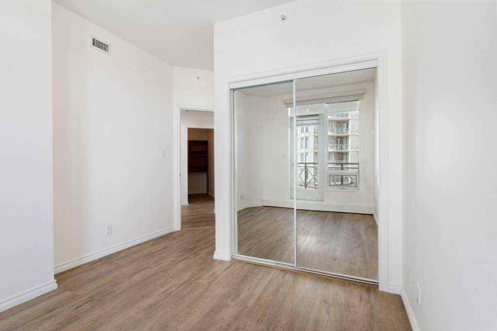 MLS® A2236219 - Unit #408 1726 14 Avenue NW in Hounsfield Heights/Briar Hill Calgary, Residential
