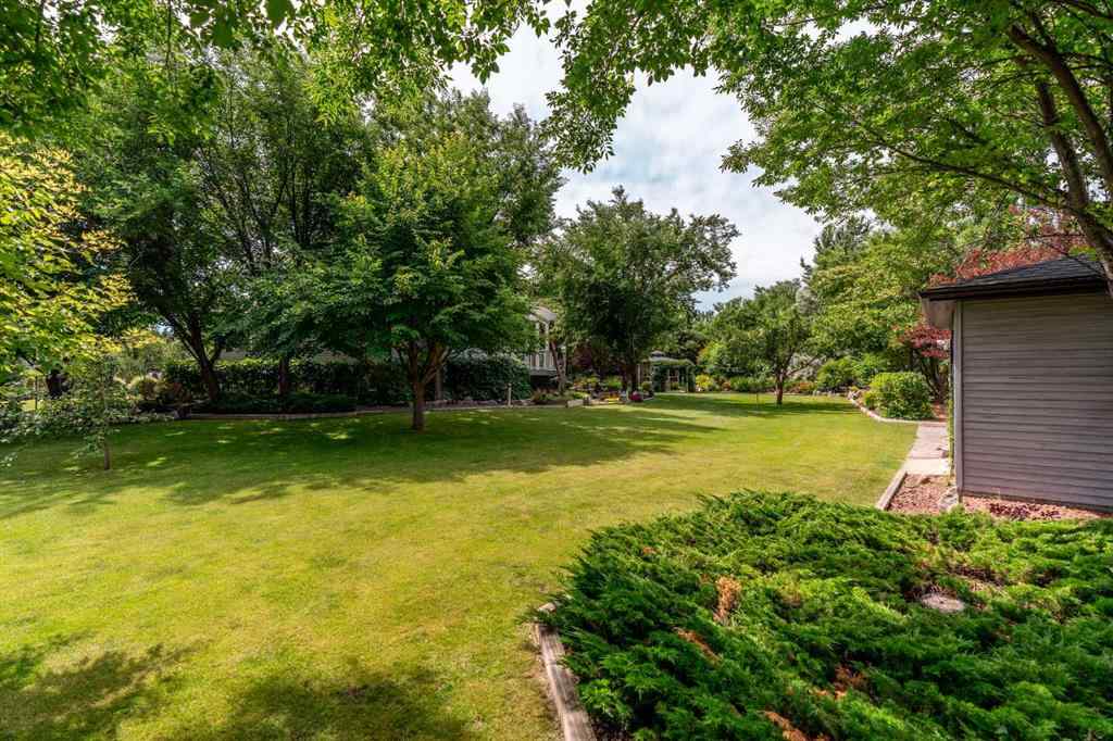 MLS® A2236221 - 106 Sierravista Court  in NONE Rural Lethbridge County, Residential