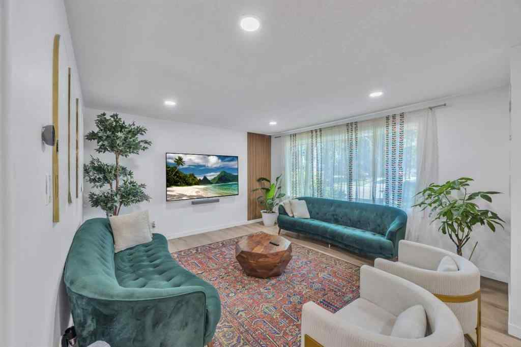 MLS® A2236229 - 5123 Brockington Road NW in Brentwood Calgary, Residential